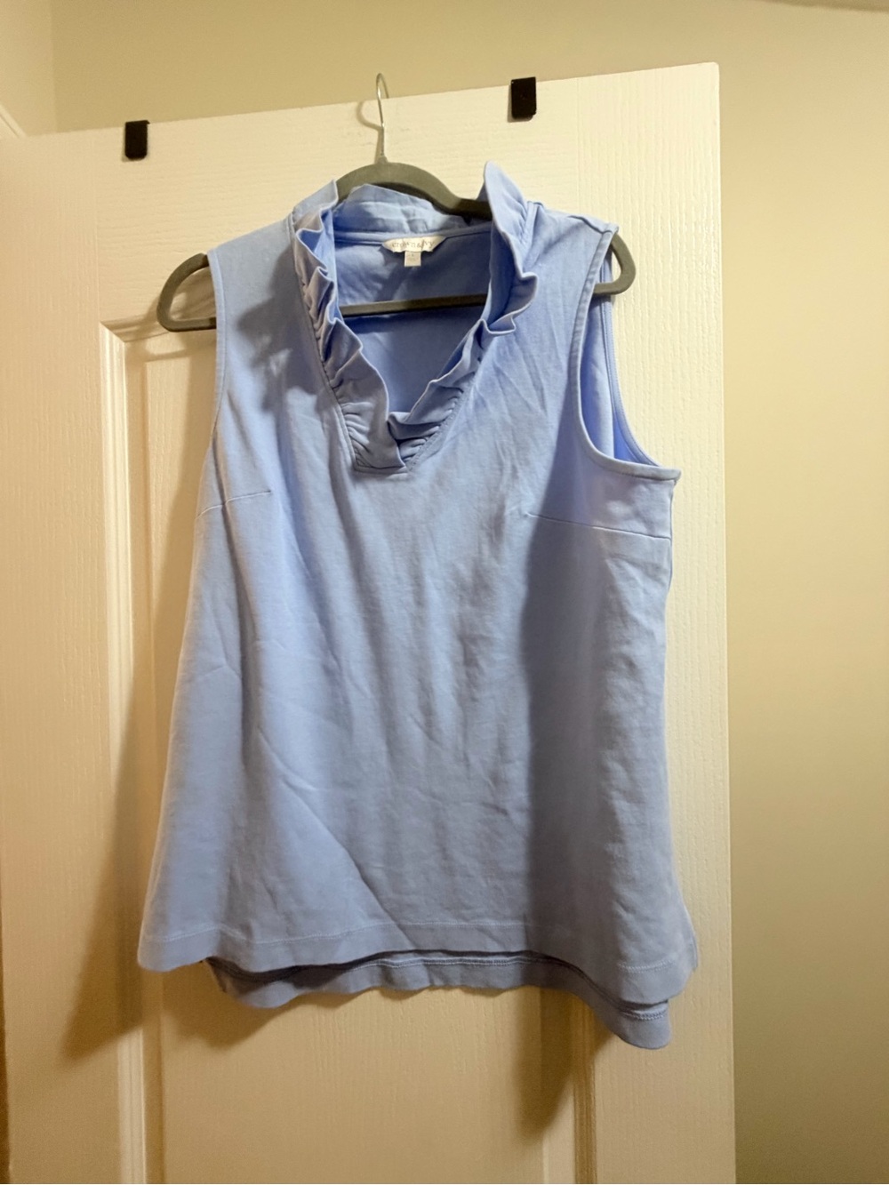 crown & ivy Light Blue Ruffle V-Neck Sleeveless Top